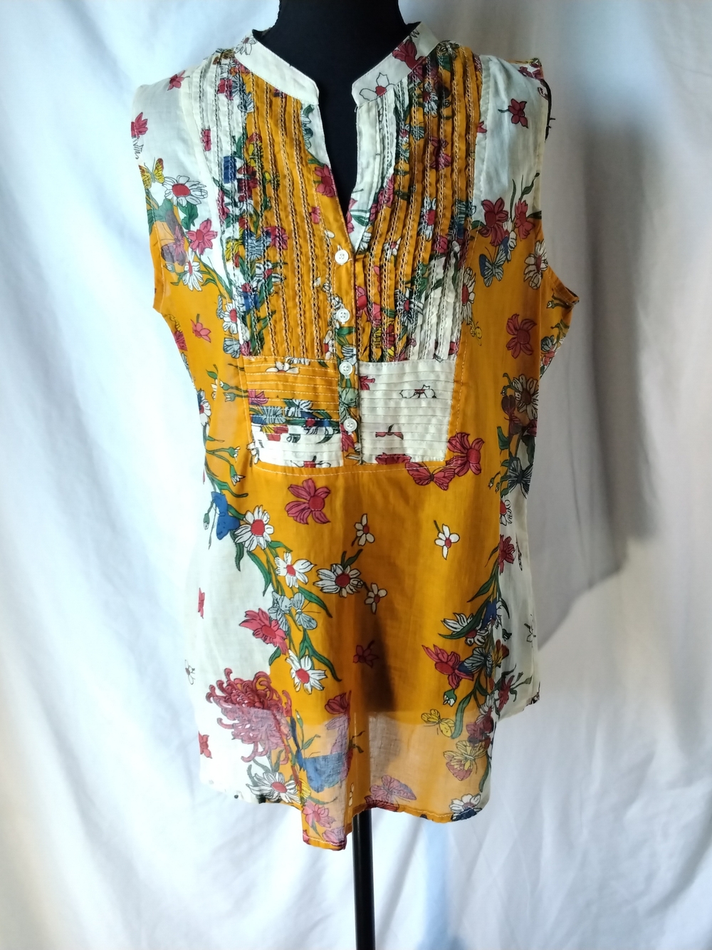 Magazine Sleeveless Floral Pintuck Tunic Top - Mustard and Cream